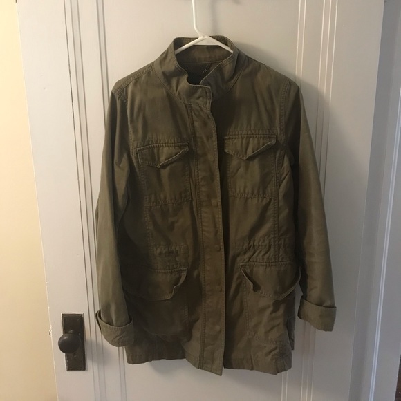 Banana Republic Jackets & Blazers - Banana Republic Cargo Jacket
